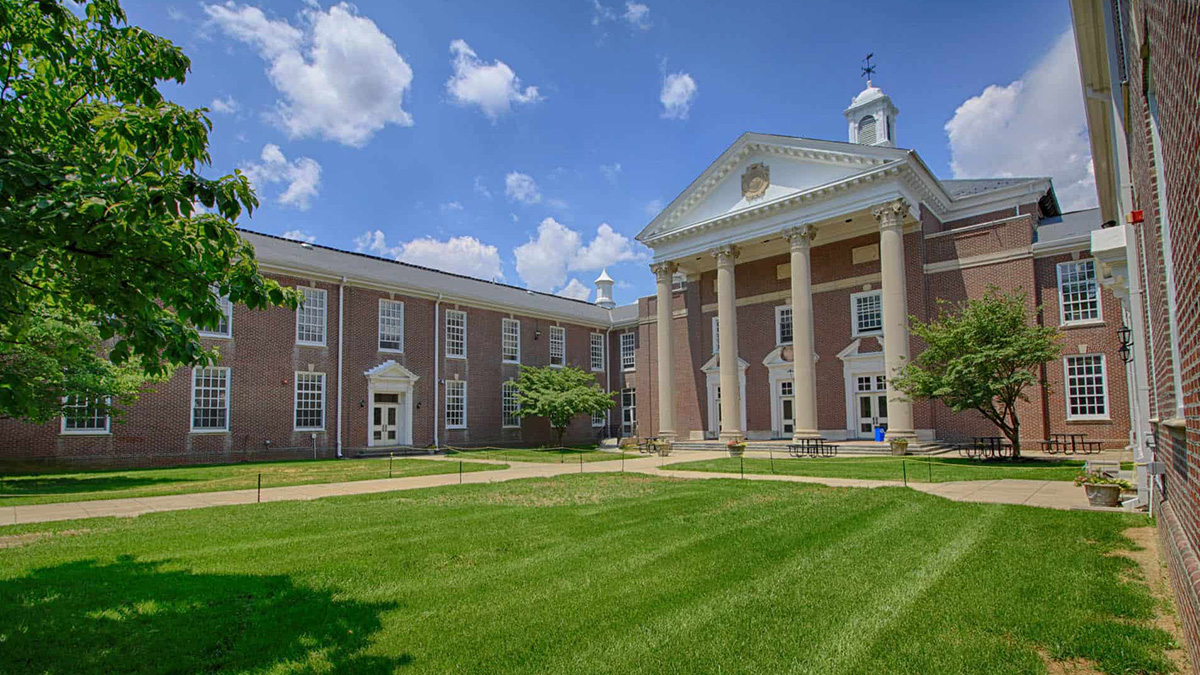 Haddonfield Memorial High School – South Jersey Film Office